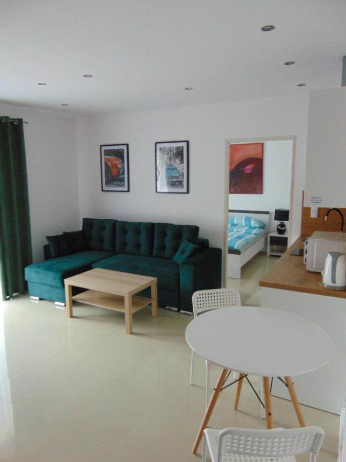Apartamenty Monik Świętochłowice Bagian luar foto