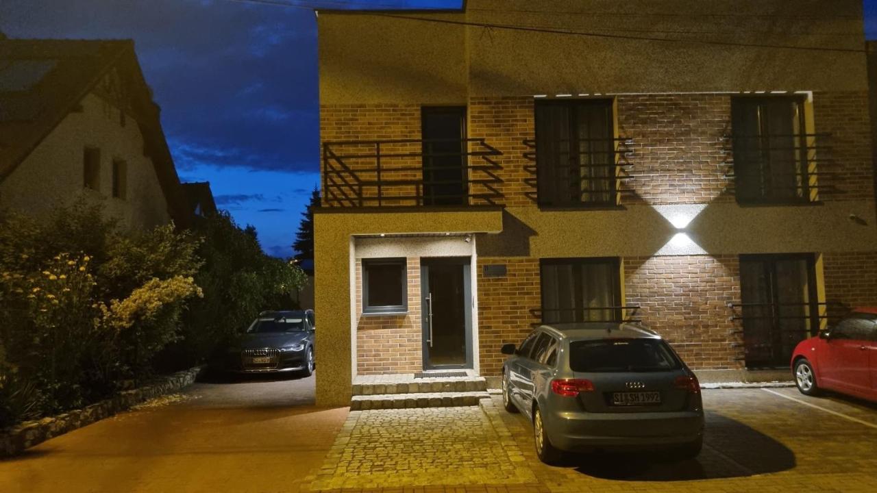 Apartamenty Monik Świętochłowice Bagian luar foto
